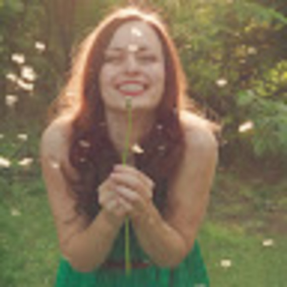 Meet your Posher, Aimee - Picture 1 of 1